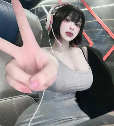 Image 12134205 from latulip_0