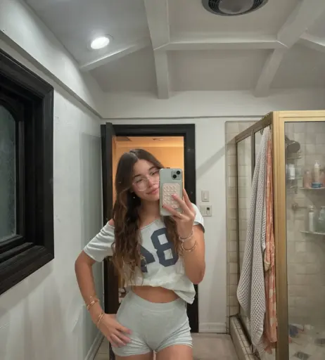 Image 12131625 from chloeparker6277 / bunnybunny924 / chloe.parkerrrr