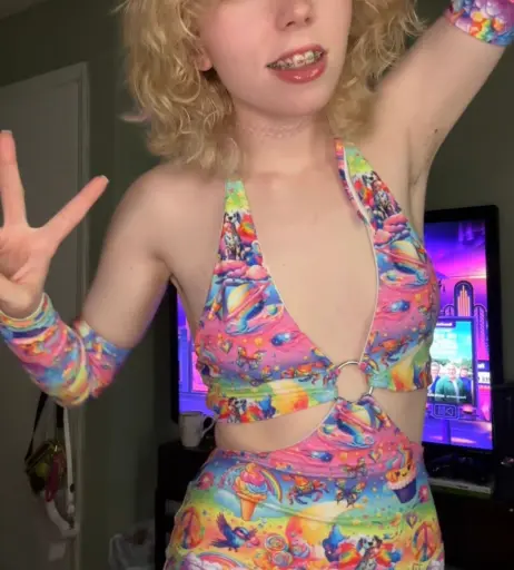 Image 12130432 from brainlssbarbi