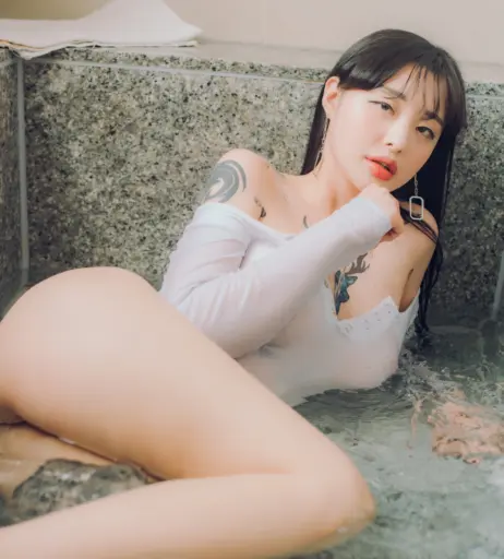 Image 12105160 from Seolhwa (김설화)