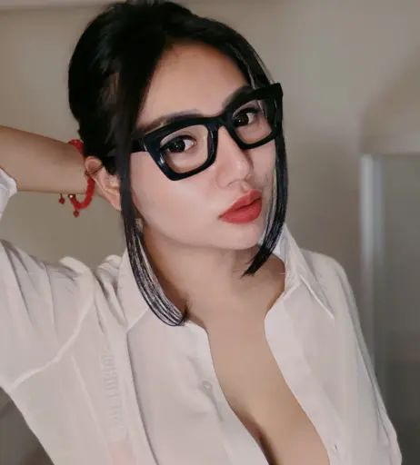 Image 12109733 from Amelicano/Meli.3gp/mels3gp