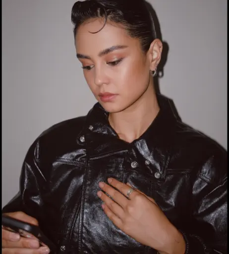 Image 12057868 from Courtney Eaton