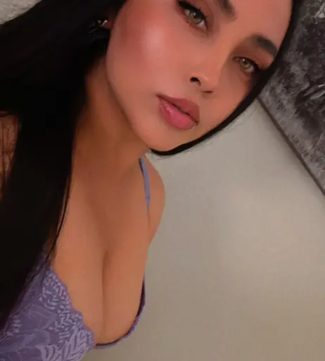 Image 12053297 from Eloisa Chairez / cybergirrl / paradisepeach1 / sincerely.eloisa