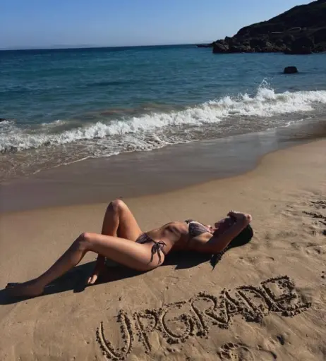 Image 12059580 from @oliviarcox