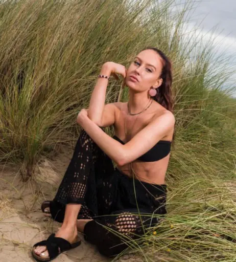 Image 12059558 from @oliviarcox