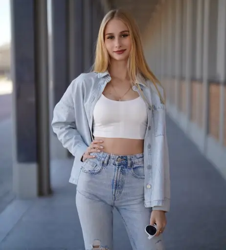 Image 12068739 from karinabo_