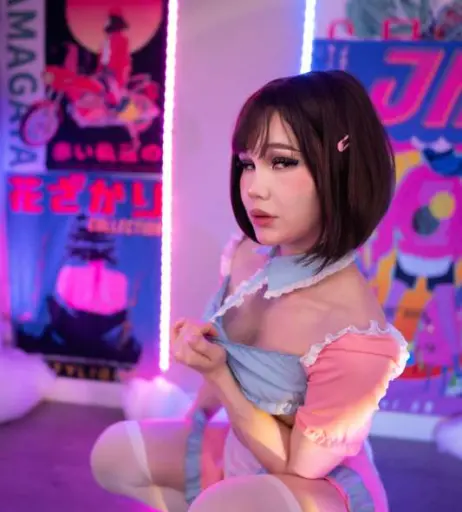 Image 12077167 from Blondelashes19