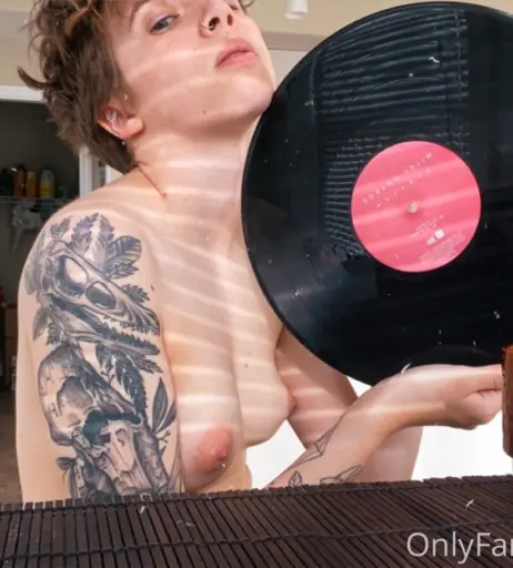 Image 12076356 from Margo Bones / Butt_Bones / prince_margo