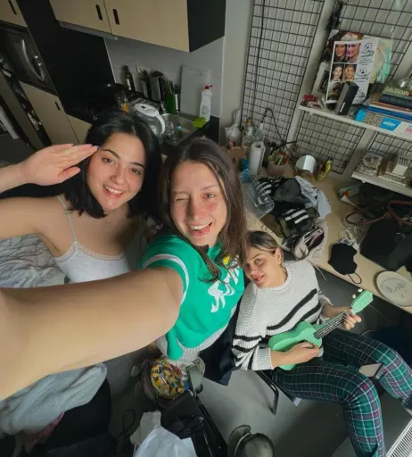 Image 12073064 from Defne Ergun