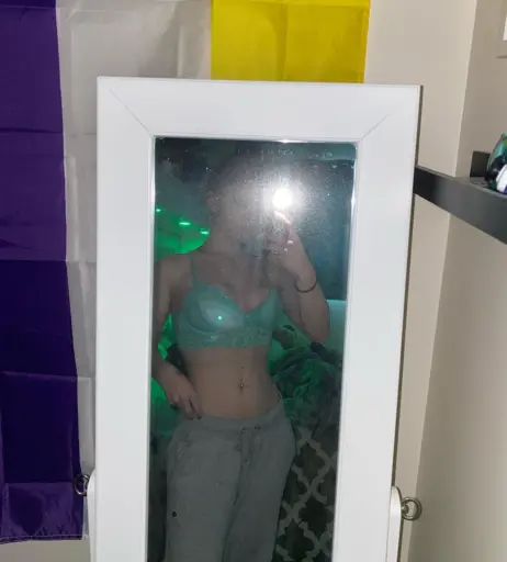 Image 12072809 from del foster / delfoster / d33bee