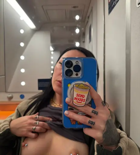 Image 12045405 from Midgetbtch