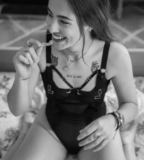 Image 12046591 from lalychauvette