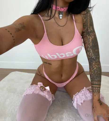 Image 12041648 from lunaelliee - bvchfvce