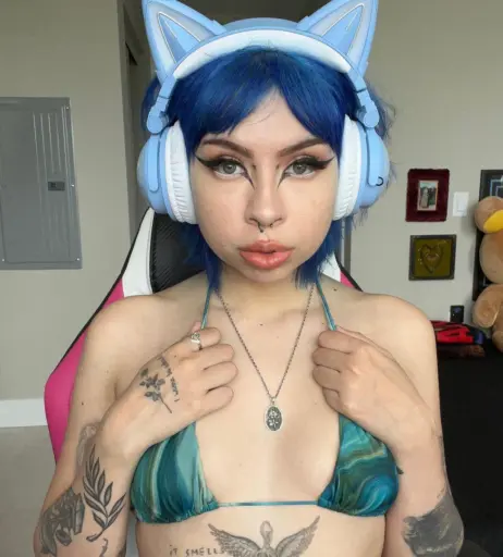 Image 12042817 from Nicole Nikki Carreon / NIKKI LAND/ wwabisabi/ Arcade Craniacs