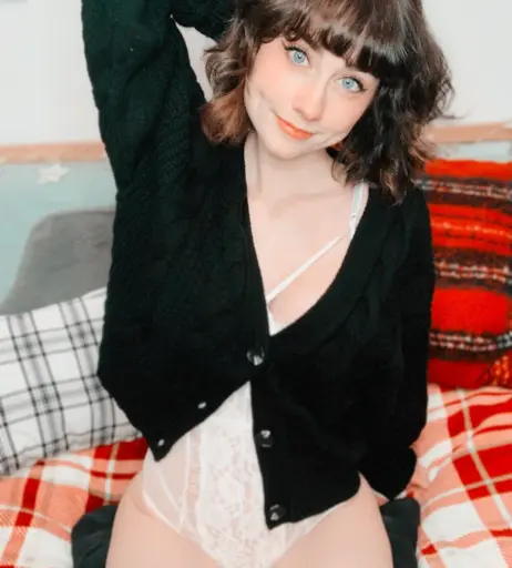 Image 12018609 from Mareesly / Peachiemaree