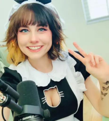 Image 12018676 from Mareesly / Peachiemaree