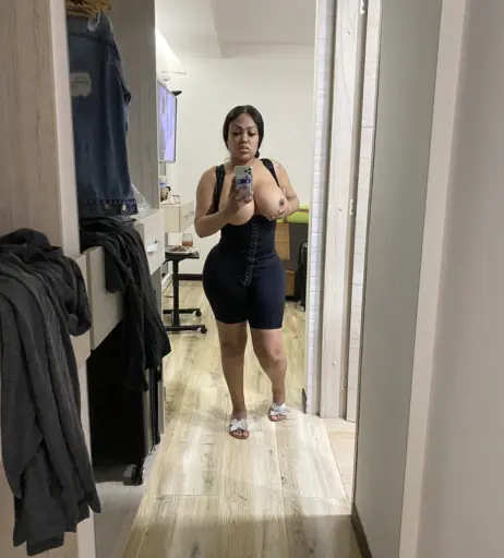 Image 12014707 from Lacey Duvalle