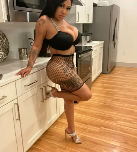 Image 12014737 from Lacey Duvalle