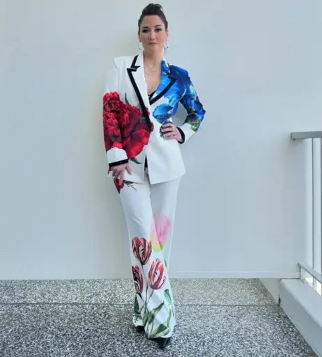 Image 12027737 from Chyler Leigh