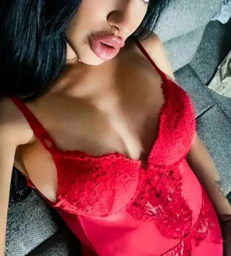 Image 12022686 from @almablack Alma Black