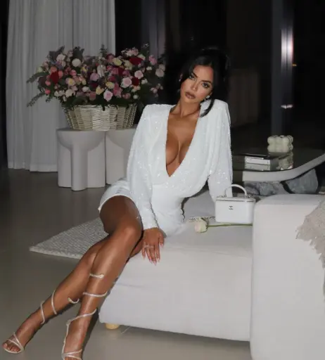 Image 12038194 from Aneeqa Farid