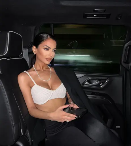 Image 12038169 from Aneeqa Farid