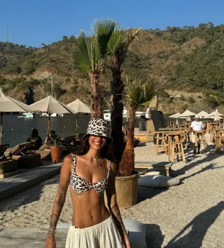 Image 12038089 from Pelinay İgit