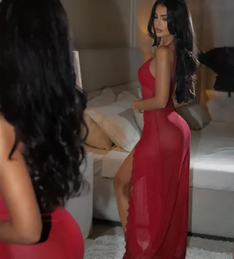 Image 12038226 from Aneeqa Farid