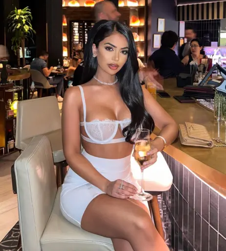 Image 12038206 from Aneeqa Farid