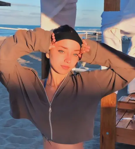 Image 12035942 from Nahiarabrenn