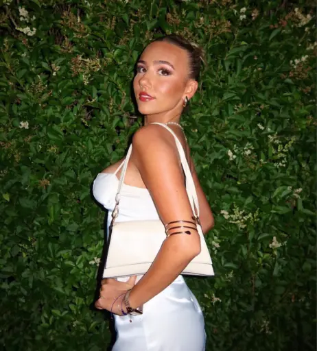 Image 12030932 from Arianna Felber