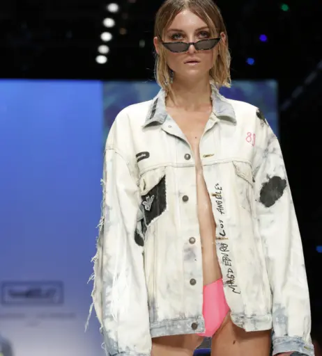 Image 12033828 from Julia Wulf / juleslw / julesslw