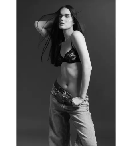 Image 12032620 from Noya Elia