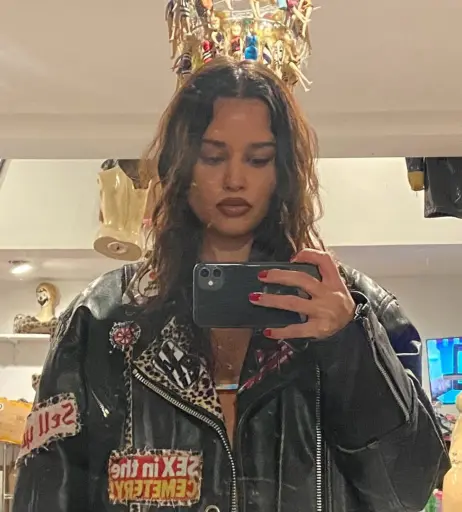 Image 12004931 from Tommy Genesis