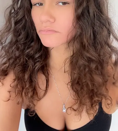 Image 12004790 from ciggybae / homeskilla_whitnit / Zendaya lookalike