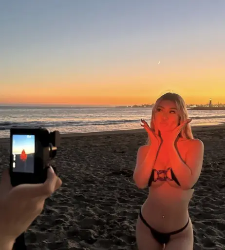 Image 12007028 from Julieeepham