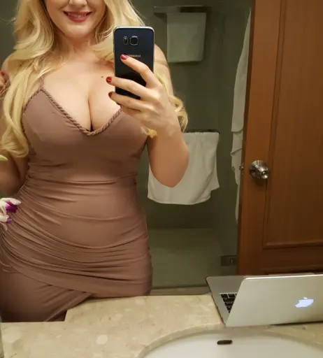 Image 12000903 from Lilli Luxe