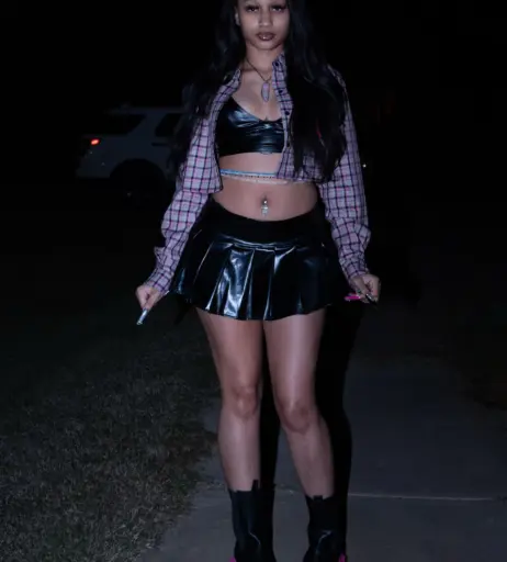 Image 12003700 from SheIsBlake