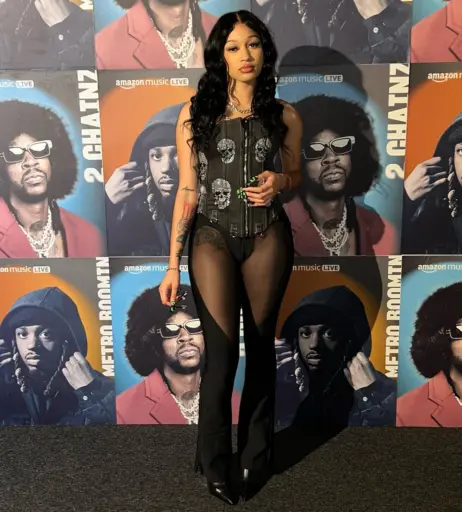 Image 12003693 from SheIsBlake