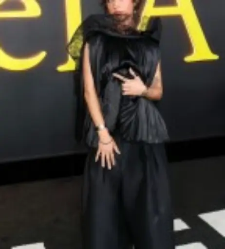 Image 12002127 from Odessa A’zion