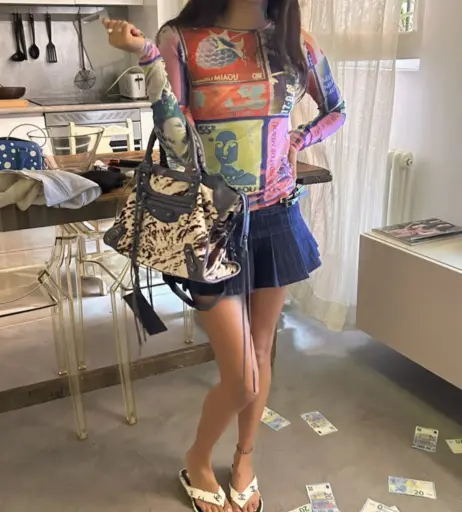 Image 12093392 from Bbtrickz