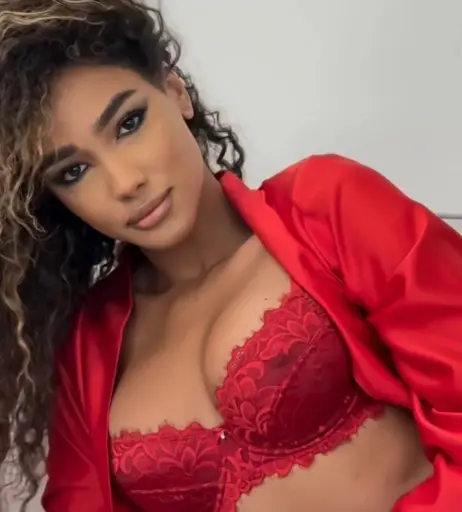 Image 12093274 from Samira Lui