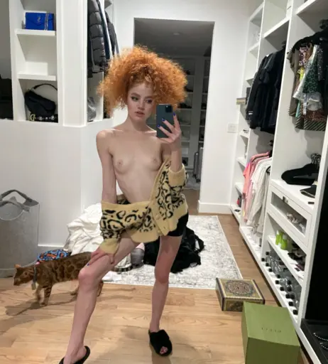 Image 12085446 from Zoe canbebought