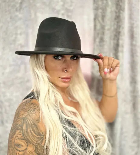 Image 12082892 from Emma FanFucks / brithotwife