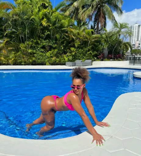 Image 12089381 from Erica Fontaine