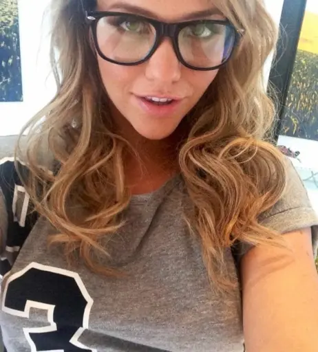 Image 13975966 from miamalkova