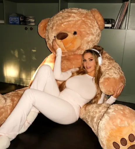Image 13937498 from miamalkova