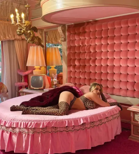 Image 13937241 from miamalkova