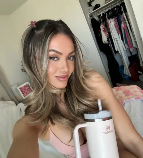 Image 13776402 from danigirl