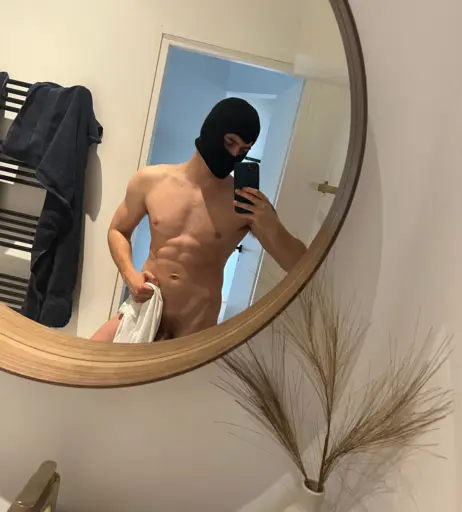 Image 13621105 from spanish_hunk